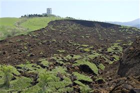 高野台地すべり復旧前