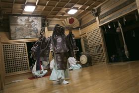 白水の岩戸神楽